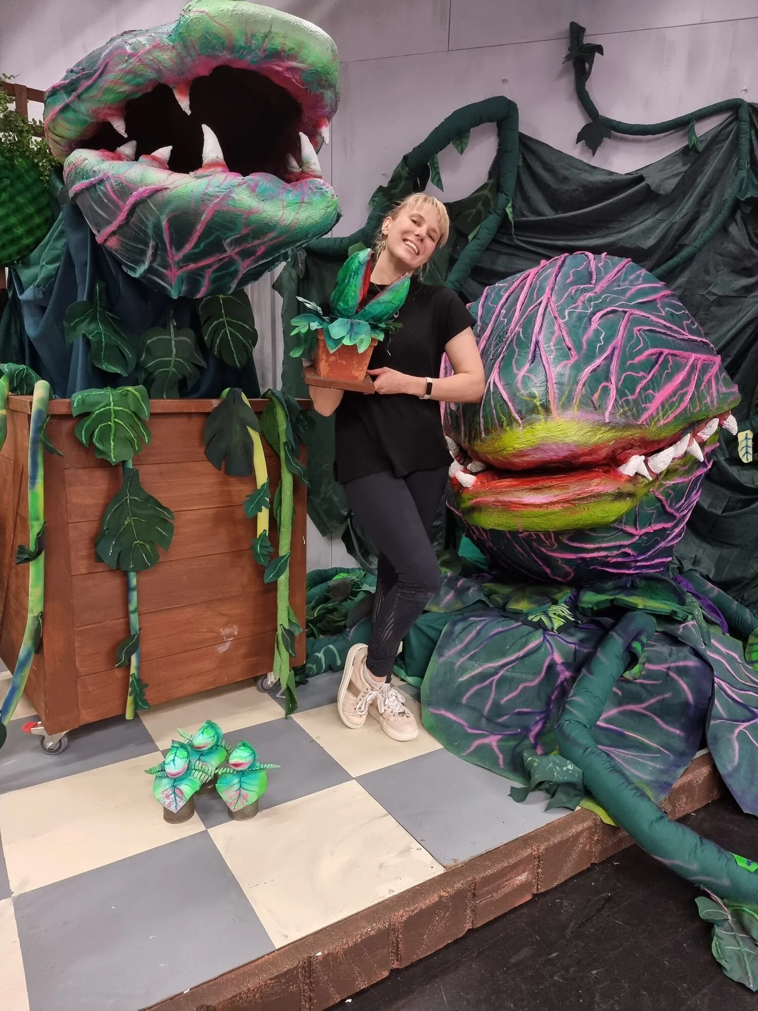 Little shop of horrors set plants
