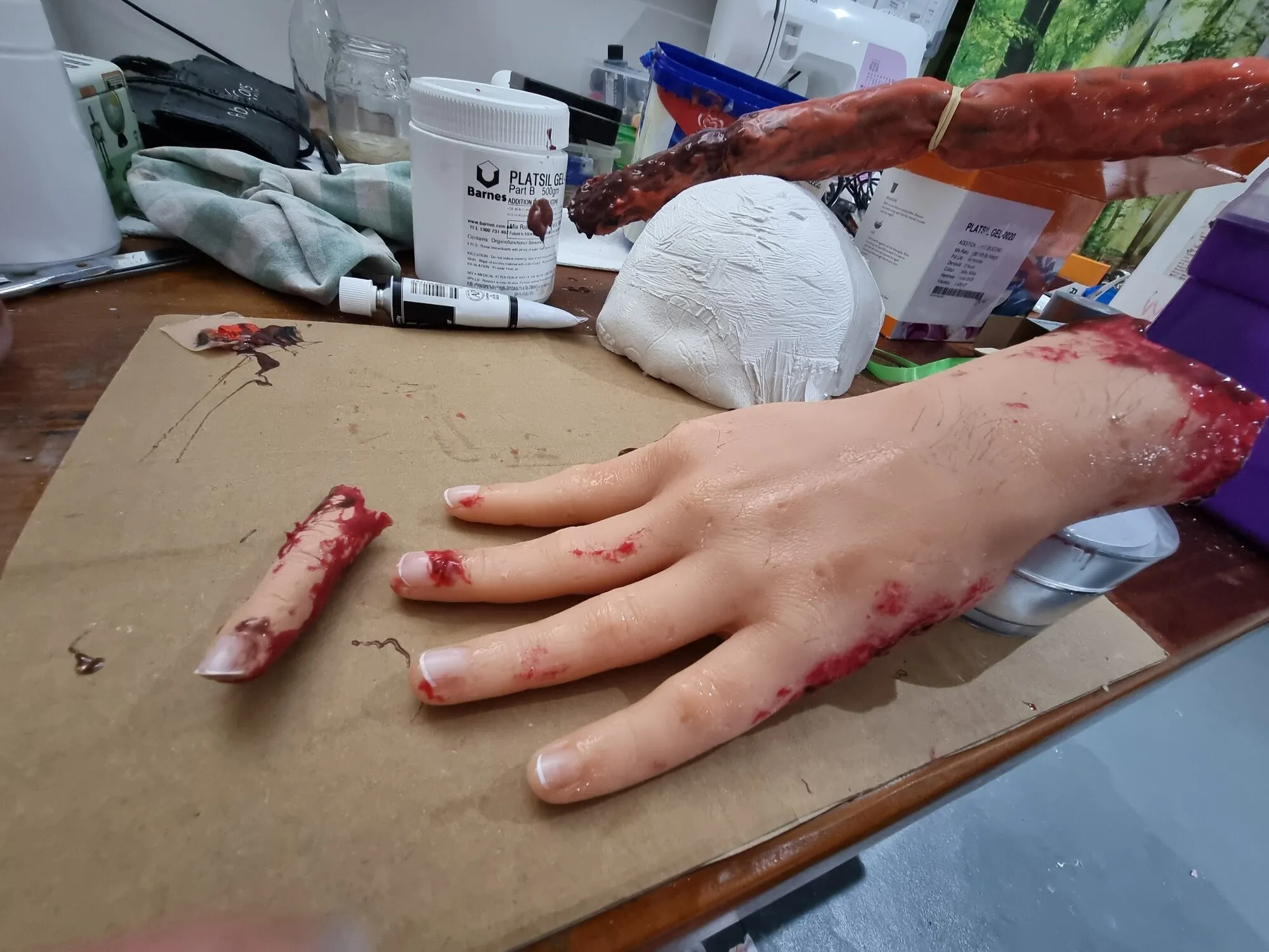 Silicone hand prop